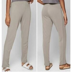 Athleta Taupe Cropped Pants